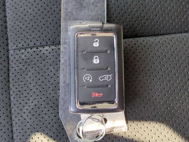 Used 2024 Jeep Grand Cherokee Altitude AWD/4WD image 33