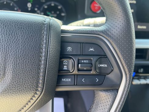 Used 2025 Toyota 4Runner TRD Off-Road Premium w/ Tow Technology Package image 37