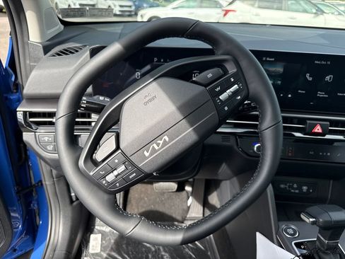 New 2026 Kia Sportage EX w/ EX Panorama Roof Package image 14