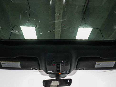 Used 2024 Audi Q3 2.0T Premium AWD/4WD image 18