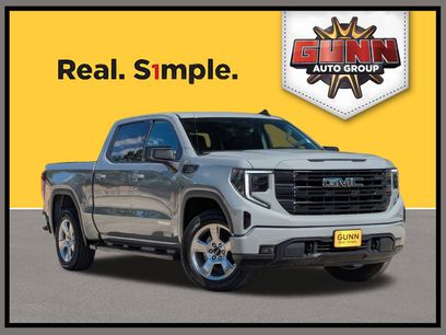 Used 2024 GMC Sierra 1500 Elevation w/ LPO, Elevation Black Package