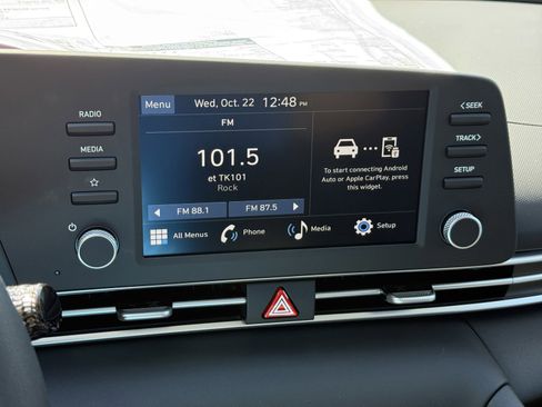 New 2026 Hyundai Elantra SE image 21