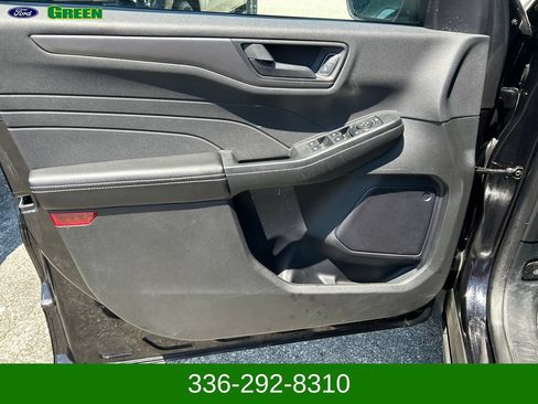 Used 2024 Ford Escape Active w/ Tech Pack #1 AWD/4WD image 10