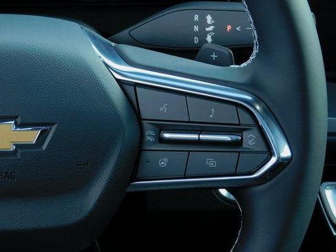 New 2026 Chevrolet Traverse LT w/ Sun and Wheel Package image 19