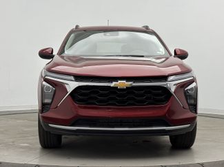 Used 2025 Chevrolet Trax LT FWD video 2