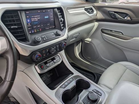 Used 2023 GMC Acadia SLT FWD image 21