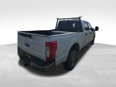 Used 2019 Ford F250 XL w/ Power Equipment Group AWD/4WD image 8