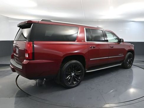 Used 2016 GMC Yukon XL SLT w/ Premium Edition image 4