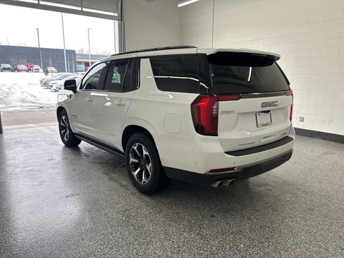 Used 2025 GMC Yukon AT4 Ultimate w/ LPO, Floor Liner Package image 3