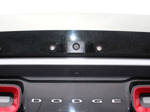 Used 2018 Dodge Challenger R/T Scat Pack image 9