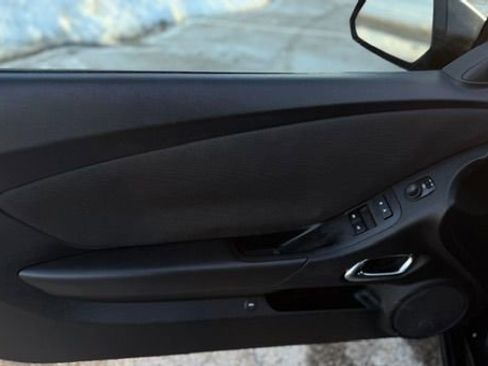 Used 2015 Chevrolet Camaro LT image 17