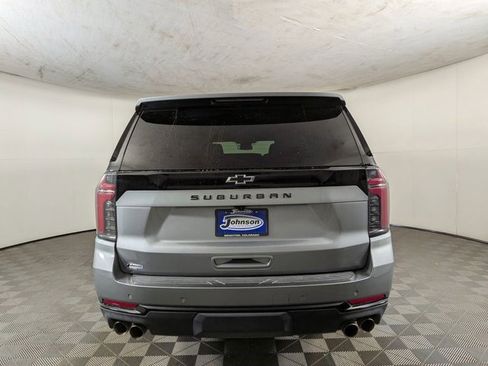 Certified 2025 Chevrolet Suburban Z71 AWD/4WD image 9