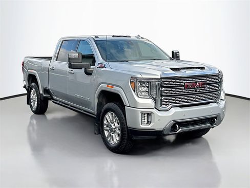 Used 2022 GMC Sierra 2500 Denali w/ Denali Ultimate Package image 3