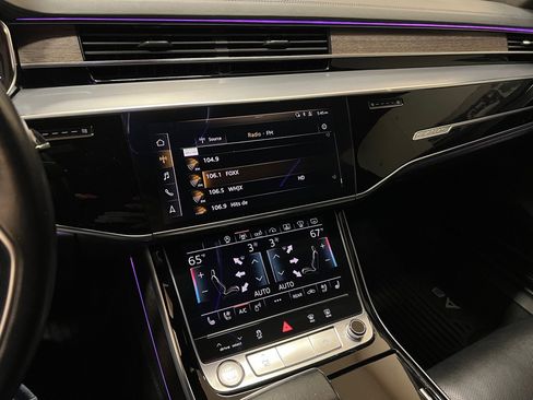 Used 2019 Audi A8 L 4.0T image 23