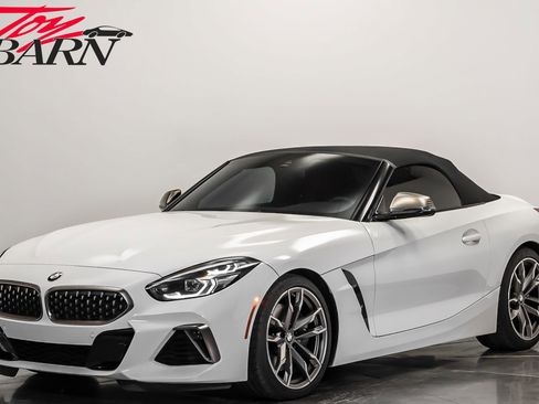 Used 2020 BMW Z4 M40i w/ Driving Assistance Package image 9