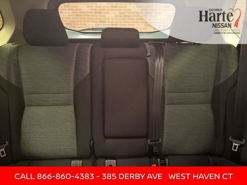 Certified 2023 Nissan Rogue SV image 30