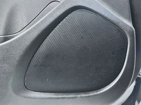 Used 2016 Chevrolet Malibu LT image 6