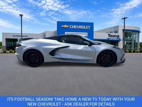New 2027 Chevrolet Corvette Stingray Convertible w/ Z51 Performance Package RWD image 8