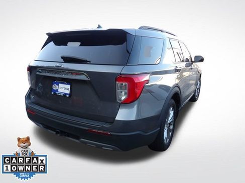 Used 2023 Ford Explorer XLT w/ Equipment Group 202A RWD image 17