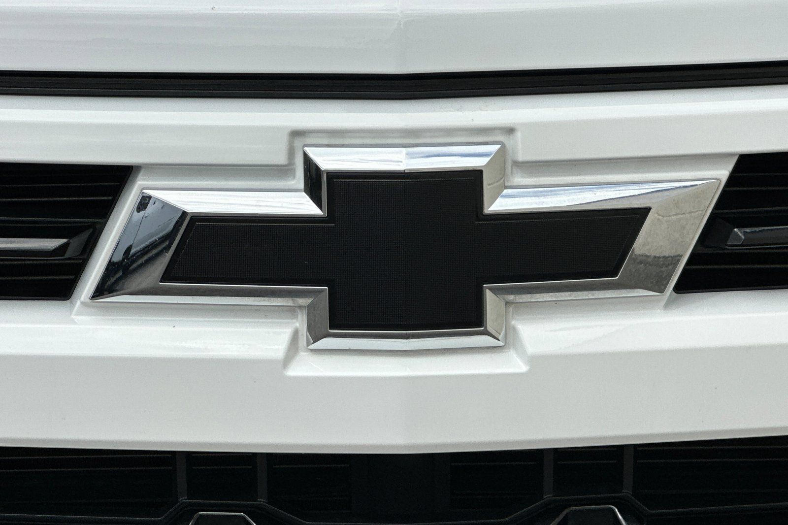 Used 2024 Chevrolet Silverado 1500 RST w/ LPO, Dark Essentials Package RWD image 38