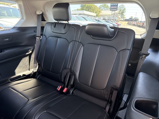 Used 2022 Jeep Grand Cherokee L Limited AWD/4WD image 7