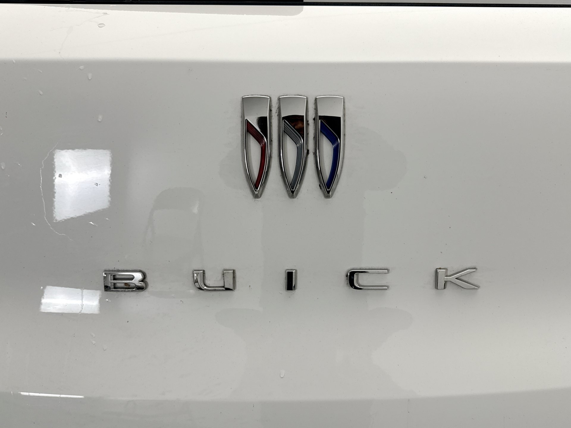 Used 2024 Buick Encore GX Sport Touring w/ Comfort Package AWD/4WD image 4