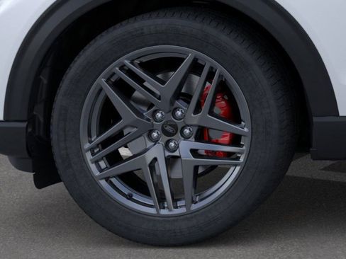 New 2026 Ford Explorer ST-Line image 19