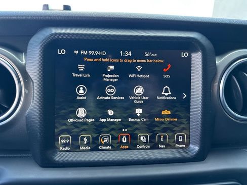 Used 2018 Jeep Wrangler Unlimited Sahara image 11