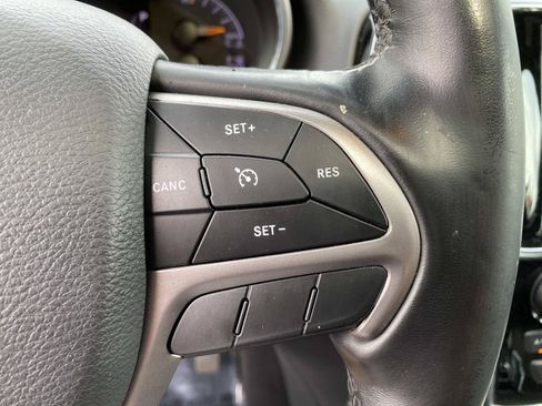 Used 2020 Jeep Grand Cherokee Altitude AWD/4WD image 17