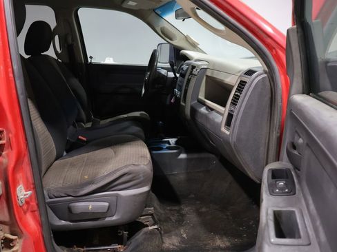 Used 2011 RAM 2500 ST w/ ST Popular Equipment Group AWD/4WD image 21