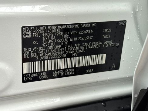 New 2025 Toyota RAV4 XLE image 34