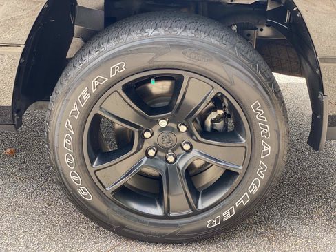Used 2022 RAM 1500 Big Horn RWD image 16