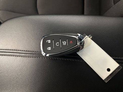 Used 2024 Chevrolet Malibu LT image 25