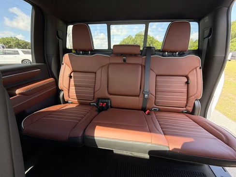 New 2026 GMC Sierra 2500 Denali Ultimate AWD/4WD image 16