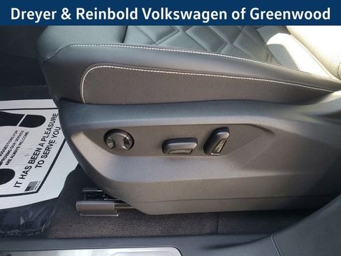 New 2026 Volkswagen Atlas SE image 22