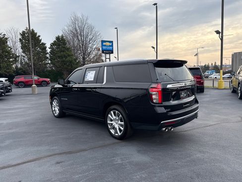 Used 2021 Chevrolet Suburban High Country image 5