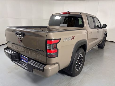 Used 2024 Nissan Frontier Pro-X image 8