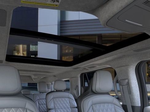New 2026 Lincoln Navigator L Black Label AWD/4WD image 24