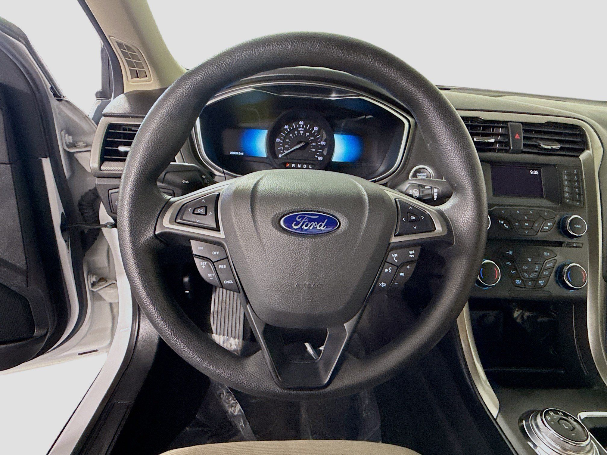 Used 2018 Ford Fusion S FWD image 13