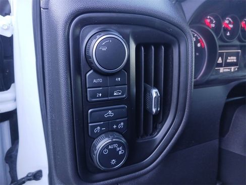 Used 2022 Chevrolet Silverado 1500 W/T w/ WT Value Package image 35