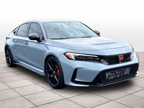 Used 2023 Honda Civic Type R image 3