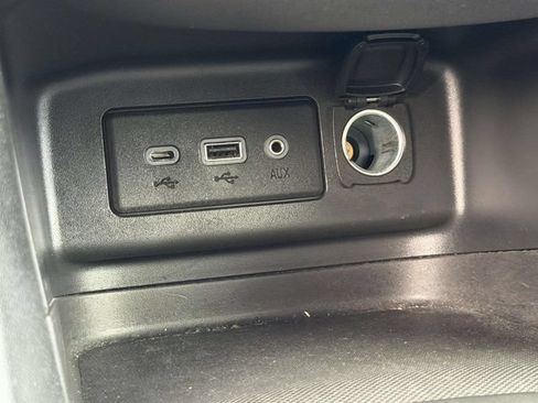 Used 2022 Chevrolet Equinox LT FWD image 28