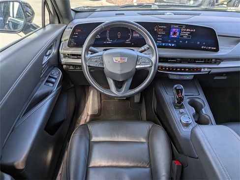 Used 2024 Cadillac XT4 Premium Luxury image 18