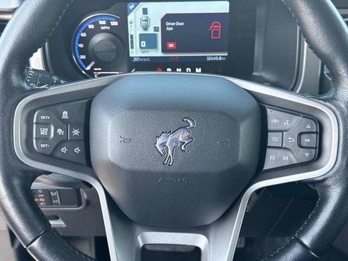 Used 2021 Ford Bronco First Edition AWD/4WD image 18