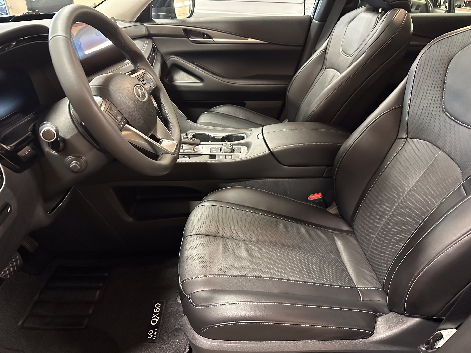 Used 2024 INFINITI QX60 Luxe AWD/4WD image 14