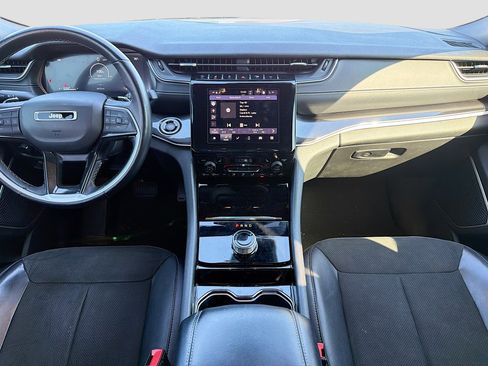 Used 2022 Jeep Grand Cherokee Altitude image 19