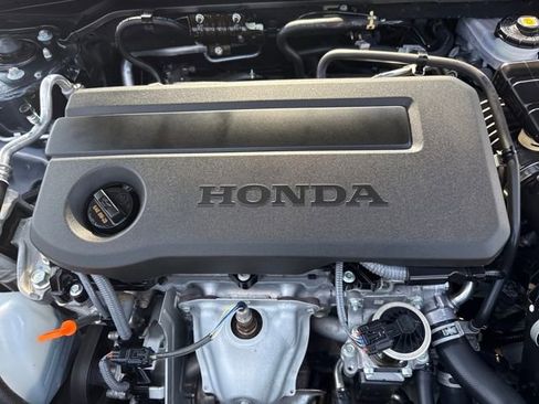 Used 2025 Honda Civic Sport image 33