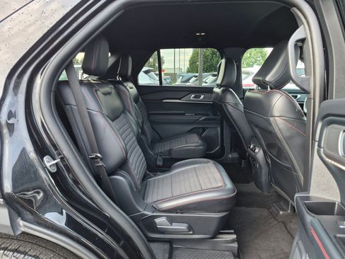 Used 2026 Ford Explorer ST-Line AWD/4WD image 34