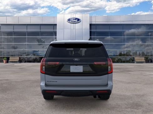 Used 2025 Ford Expedition Platinum w/ Stealth Performance Package AWD/4WD image 5