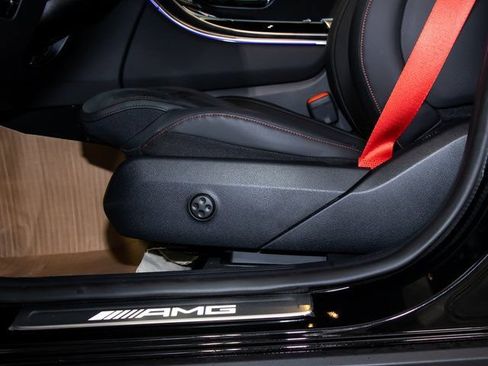 Used 2026 Mercedes-Benz GLC 43 AMG 4MATIC Coupe image 15